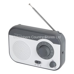 Akai AM/FM Portable Radio With Rechargeable Battery